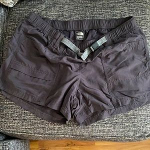 North face women’s shorts size large